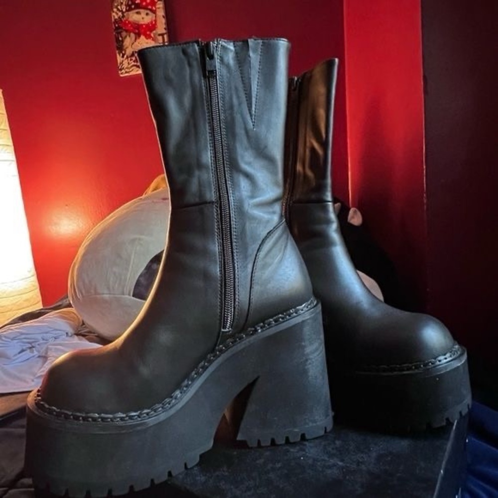 UNIF Parker Boots
